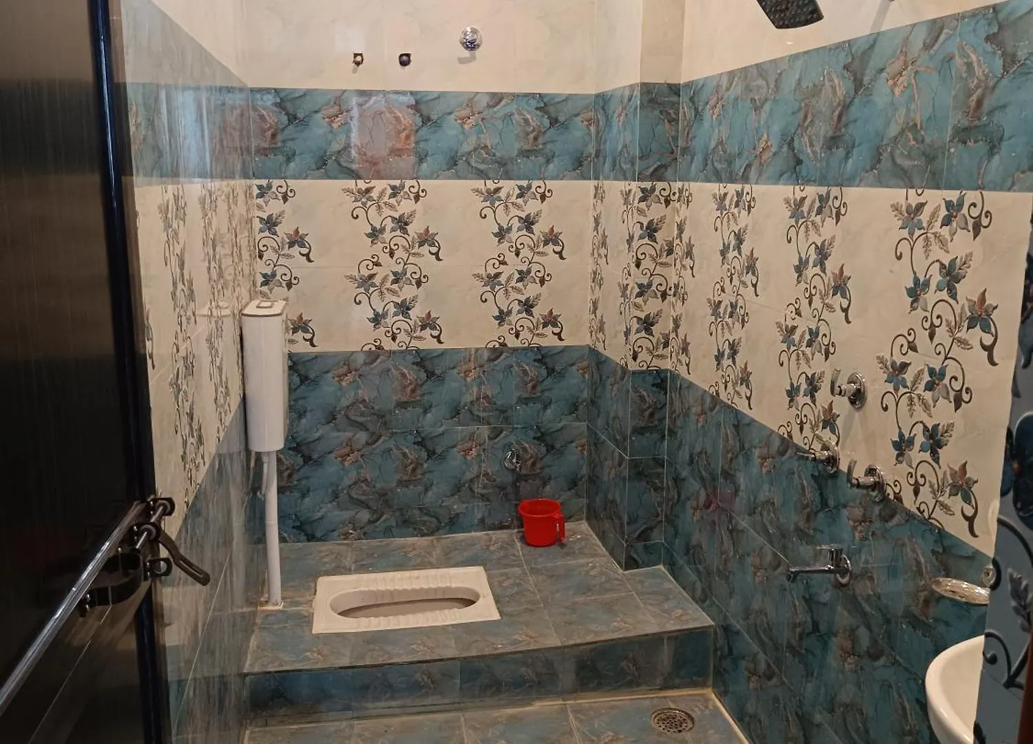 Satyam Guest House Varanasi 0*,